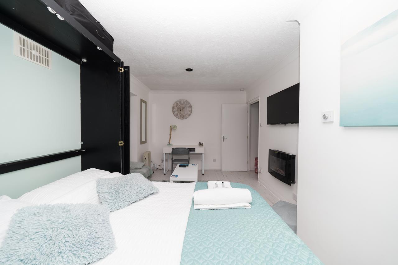 Hullidays - Trinity Studio Apt. Apartment Kingston upon Hull Bagian luar foto